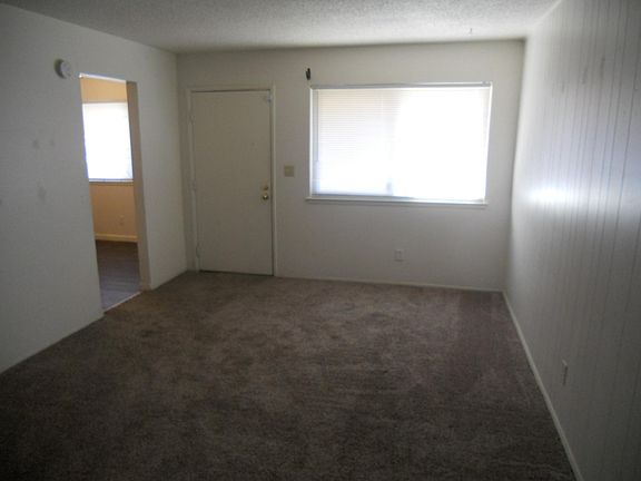 2nd image of 7922 Loucreta Dr