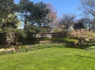 1479 Saint Tropez Ct, Highland Park, IL 60035