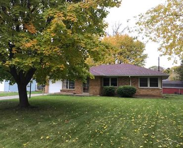 2465 Vean St, Saginaw, MI 48603 | MLS #50027536 | Zillow