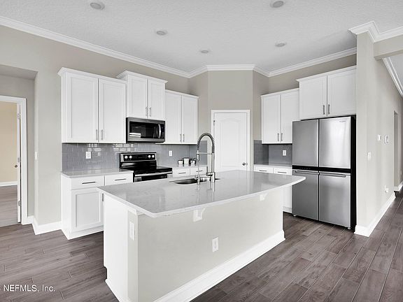 3rd image of 85 GYPSUM Place