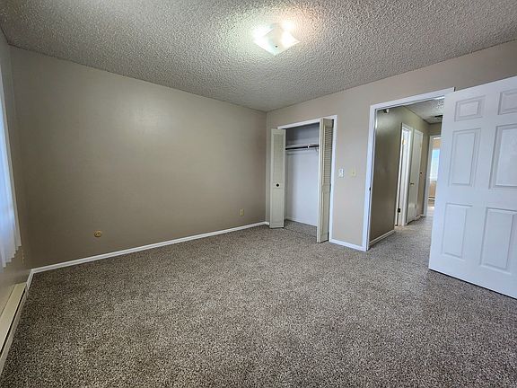 4th image of 53 Castle Royal Dr