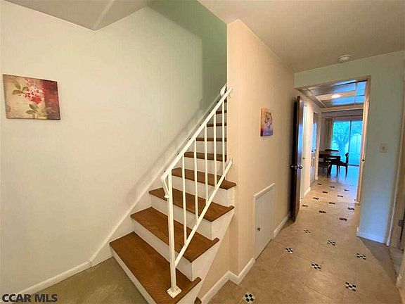 3rd image of 454 Amblewood Way