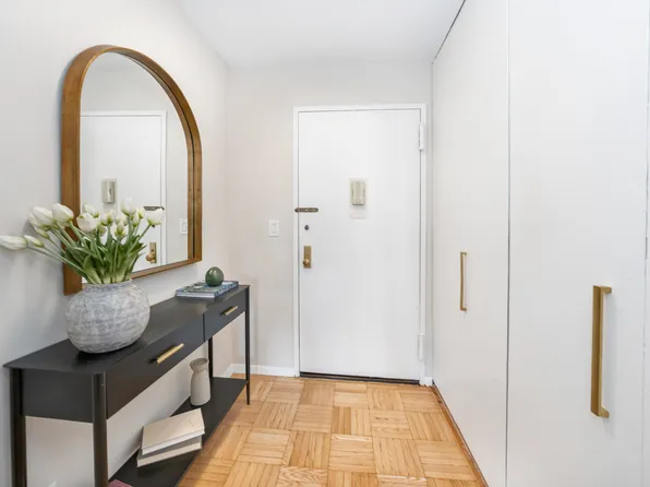 10 West 66th Street image 6 of 14