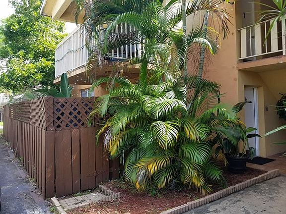 3rd image of 4660 NW 79th Ave APT 1D