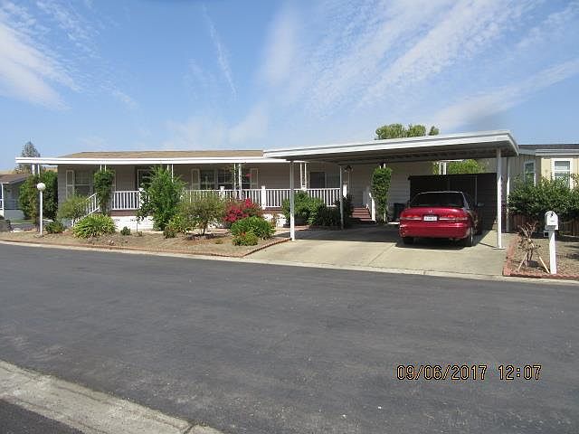1st image of 409 Chateau La Salle Dr #409
