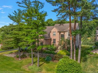 4771 Crooked Stick Ct, Brighton, MI 48116