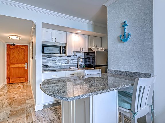 3rd image of 9550 Shore Dr. #820