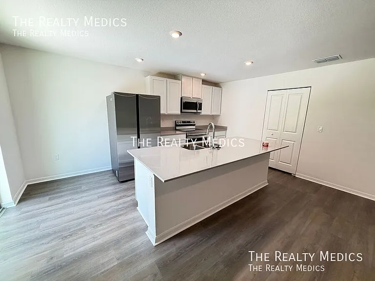 73 N Rooks Ave — Photo 7