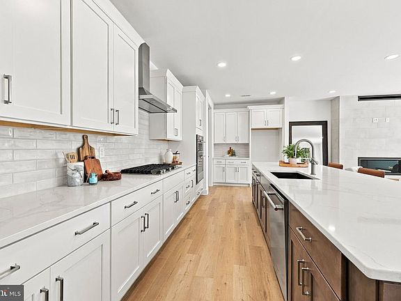 3rd image of 181 Alroy Rd Homesite 65