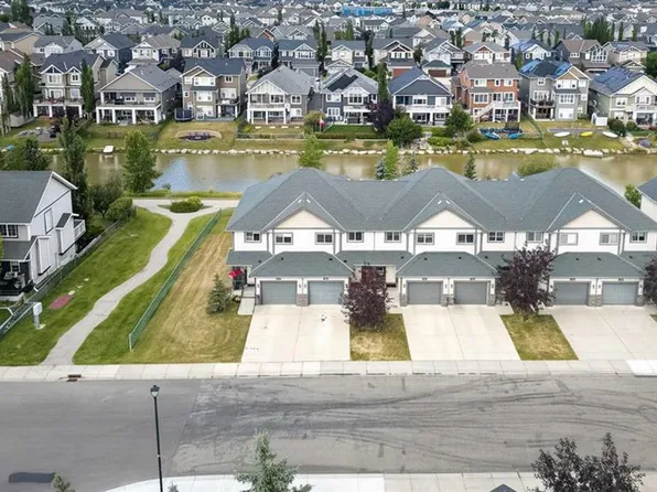 224 E Bayside Point SW, Airdrie, AB T4B 0V5