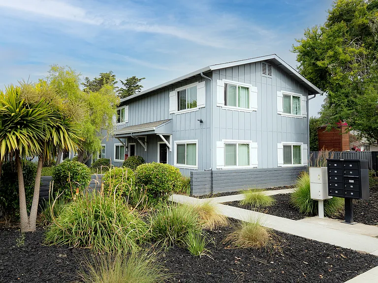 875 30th LANDSCAPING4 (2)
