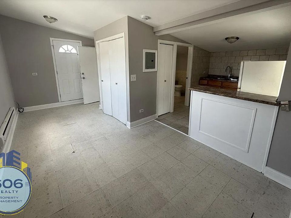 1st image of 5325 W Fullerton Ave #2349-3R