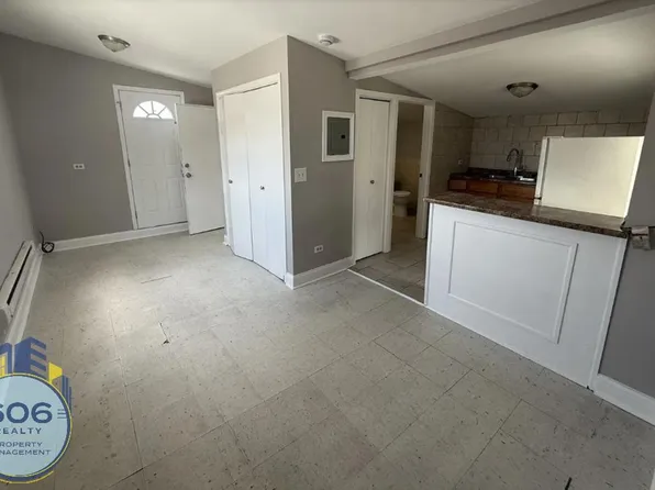 S&S Fullerton LLC, 5325 W Fullerton Ave #2349-3R, Chicago, IL 60639