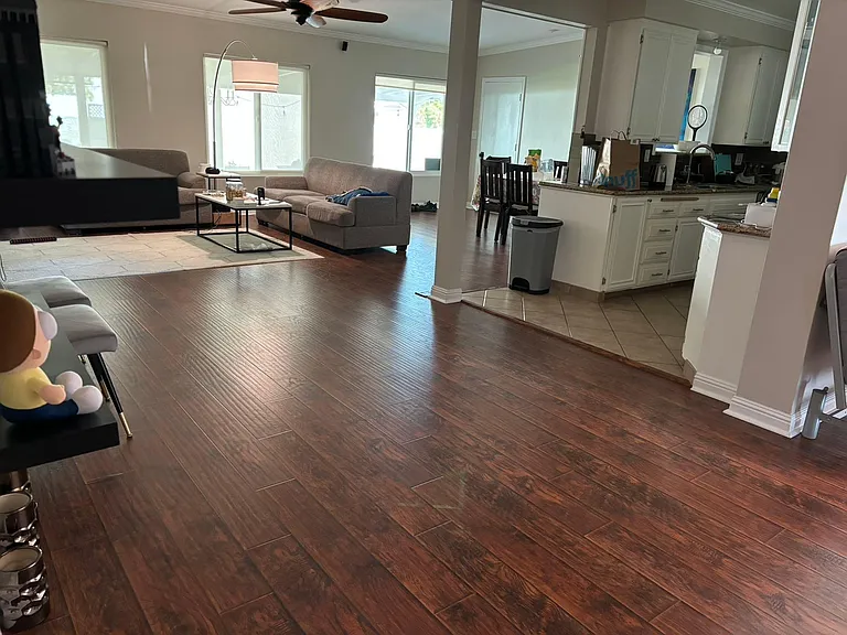 10348 Woodley Ave — Photo 9