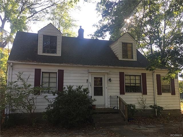 2nd image of 3501 McGuire Dr