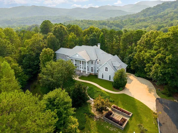 100 Evening View Way, Travelers Rest, SC 29690