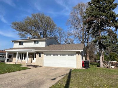 31430 Kelly Rd, Roseville, MI, 48066