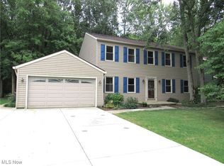 26939 Greenbrooke Dr, Olmsted Township, OH 44138