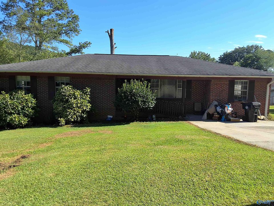 1st image of 1111 Mountainbrook Dr