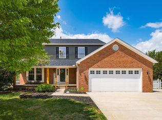 2466 Quail Meadow Dr, Grove City, OH 43123