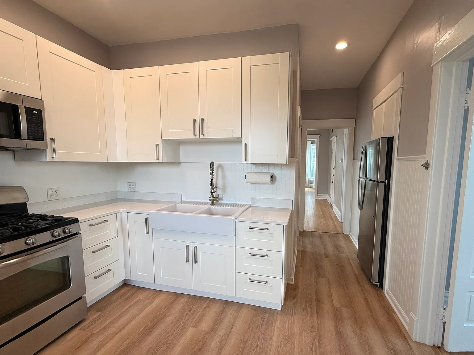 3 bed, 1400 sqft, $3,250 — Photo 4
