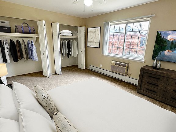 Your restful place at your 1, 2 or 3-bedroom apartment with upgraded features from stainless steel appliances to private patios or balconies.