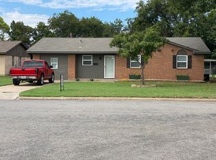 719 Dana St, Burkburnett, TX 76354