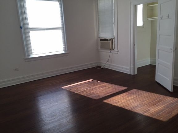 3rd image of 529 S El Molino Ave APT 5