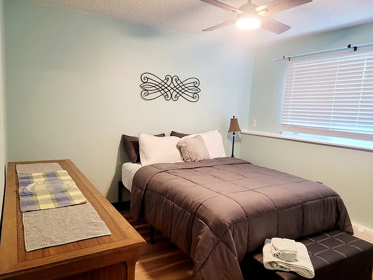 4009 San Roberto Ave #6 — Photo 11