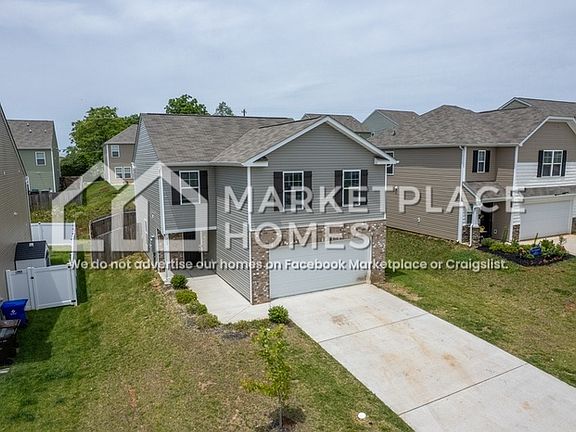 2nd image of 227 Belle Ct