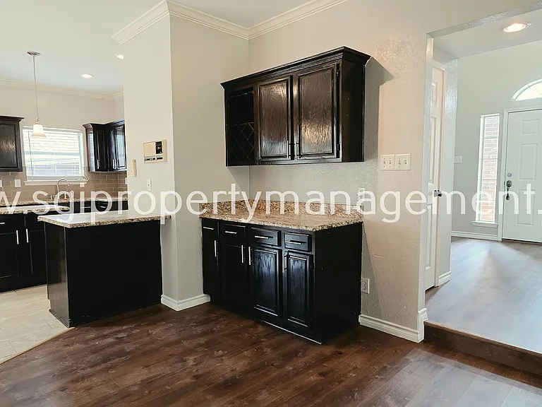 1513 Lodengreen Ct — Photo 8