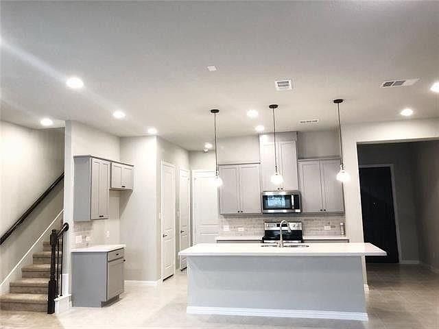 1st image of 17760 Coralberry Dr