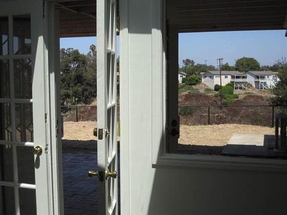 5th image of 4245 Feather Ave