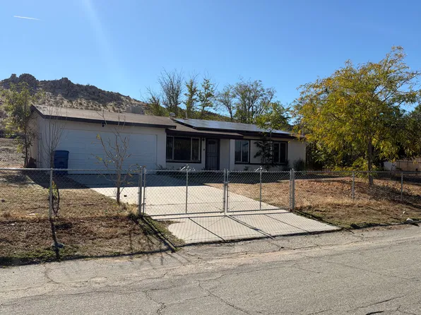 16800 Mackennas Gold Ave, Palmdale, CA 93591