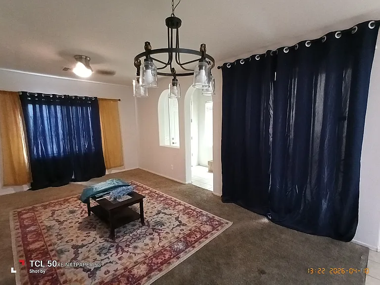 N 77th Gln — Photo 17