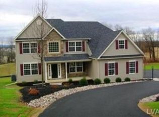 4722 Abigail Ln, Whitehall, PA 18052