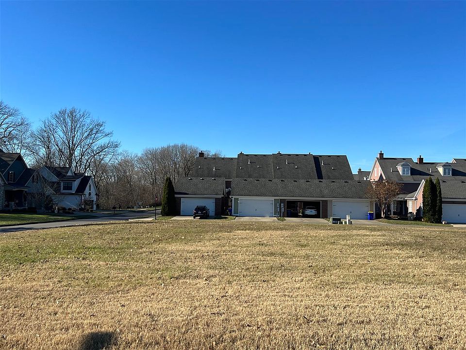 1st image of 305 Park East Lane Olde Shr #5-100