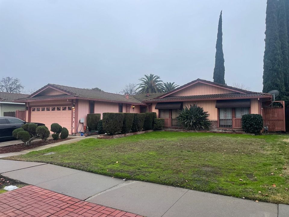 1st image of 1516 Venetian Dr