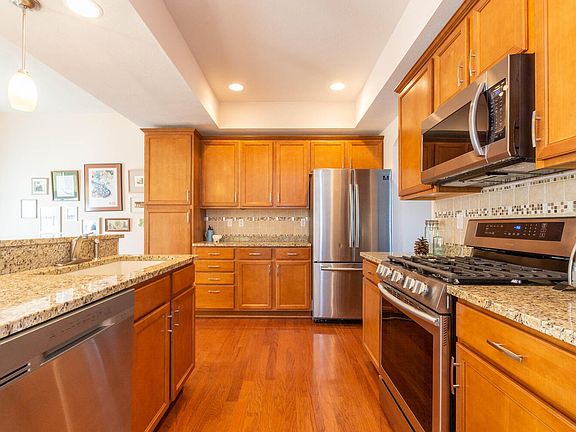 4th image of 1643 S Renwick Blvd