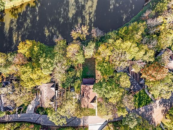 4th image of 5263 Lakefront Dr #53