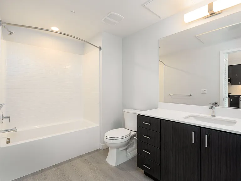 MV Apartments — Photo 8
