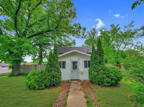 122 Dayton Ave SW, Wadena, MN 56482