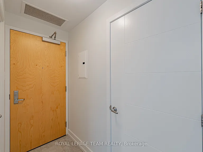 179 Metcalfe St #2302 — Photo 3
