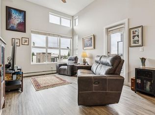 95 W Burma Star Rd SW #1402, Calgary, AB T3E8A9