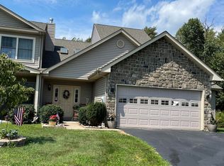 16 Fiore Ct, Duryea, PA 18642