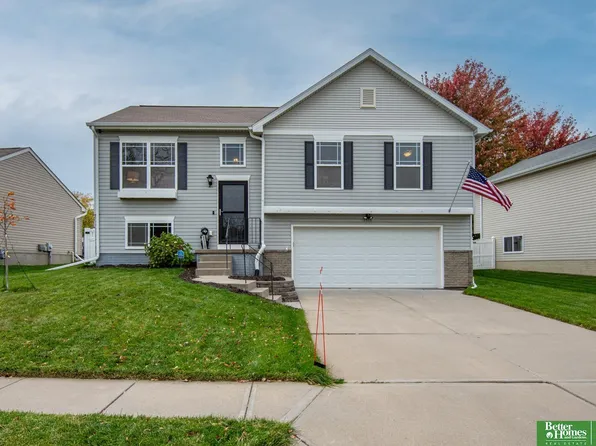 7816 S 161st St, Omaha, NE 68136