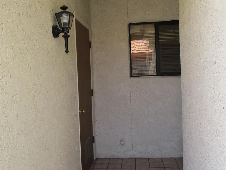 8712 E Terrace Pl — Photo 5