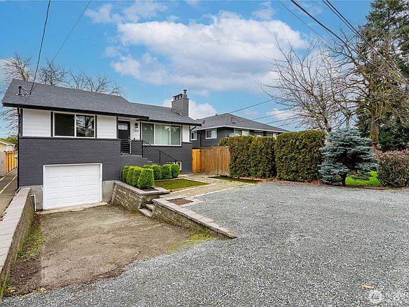 3rd image of 7305 32nd Avenue S