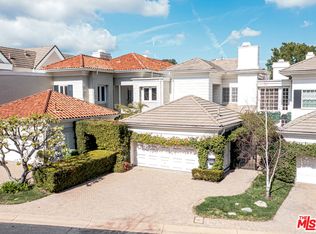 12377 Ridge Cir, Los Angeles, CA 90049