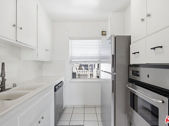 5th image of 4065 Ursula Ave APT 6
